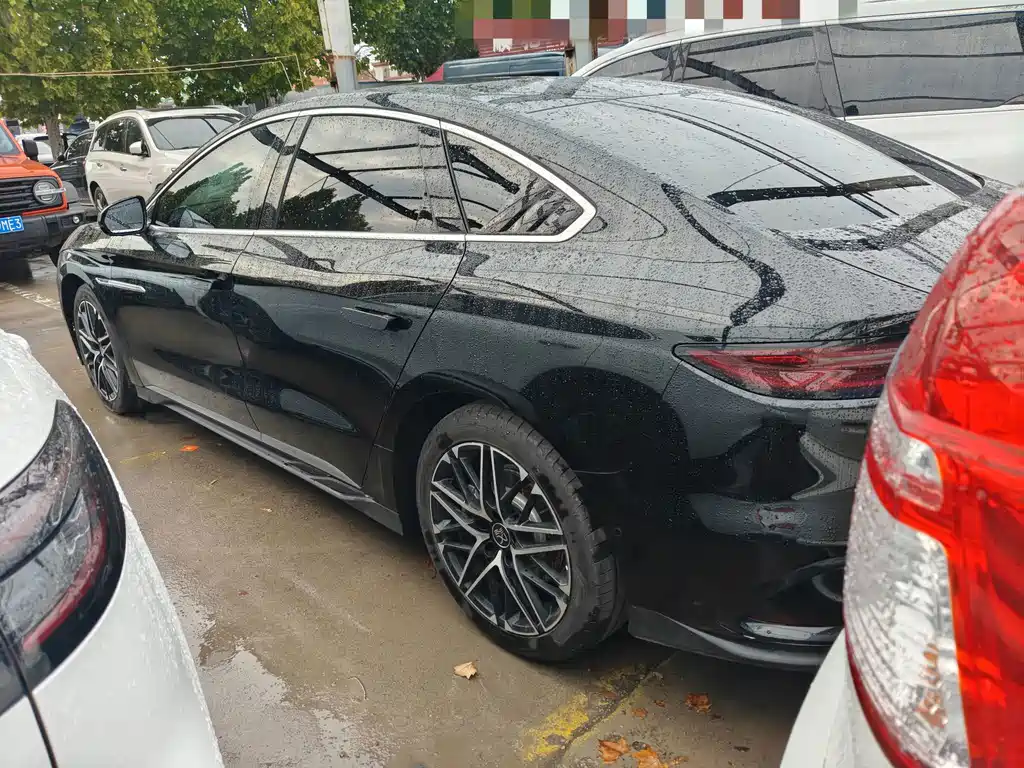 BYD Han — миниатюра 9