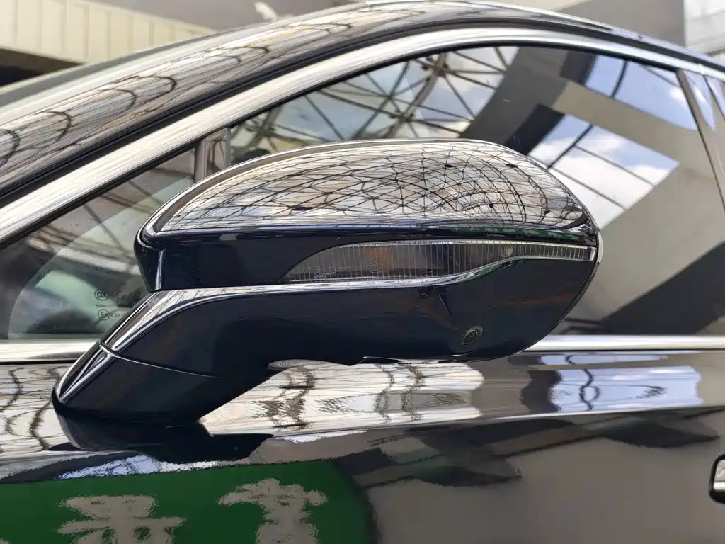 Hongqi Hongqi H5 — миниатюра 12