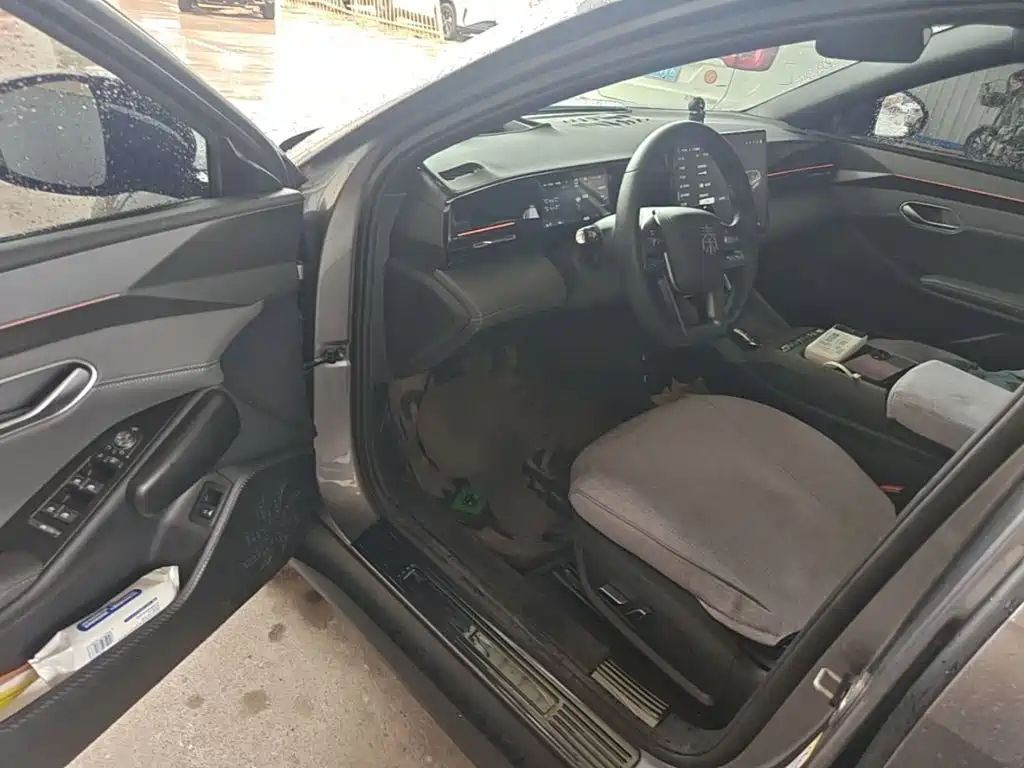 BYD Qin L — миниатюра 16