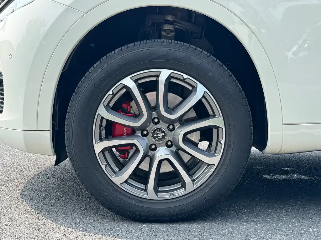 Maserati Levante — миниатюра 12