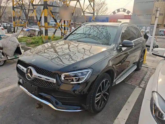 2021 Mercedes-Benz GLC