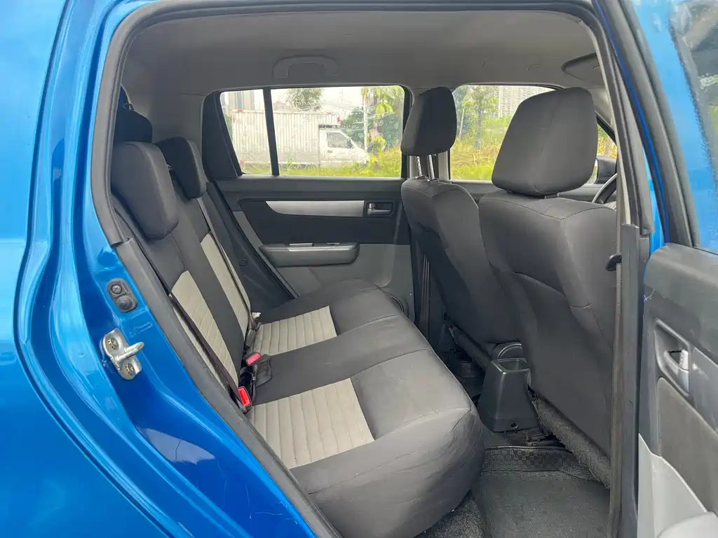 Suzuki Swift — миниатюра 11