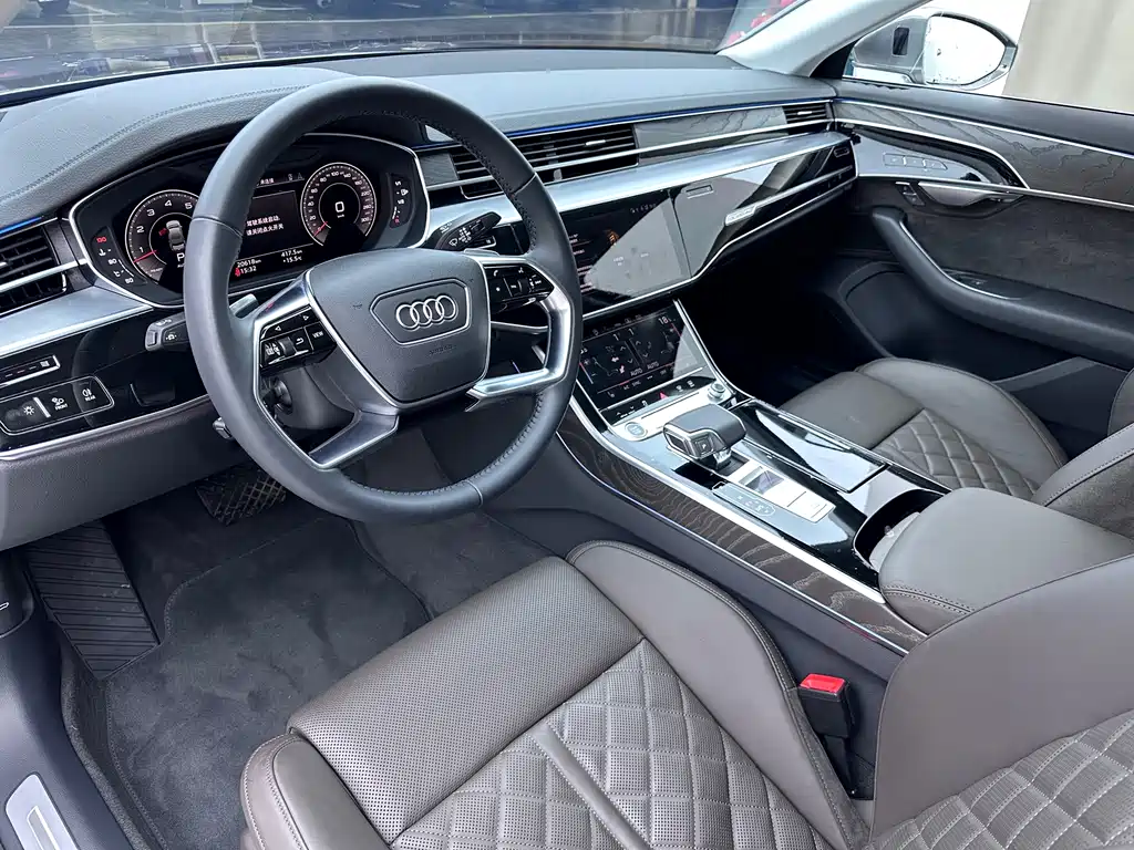 Audi A8 — миниатюра 6
