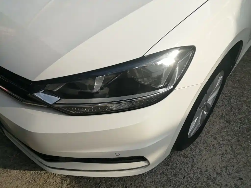 Volkswagen Touran — миниатюра 24