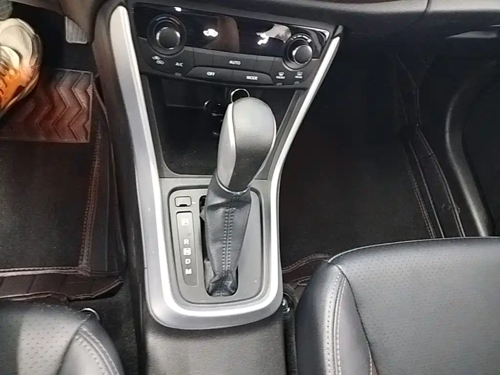 Suzuki Vitara — миниатюра 14