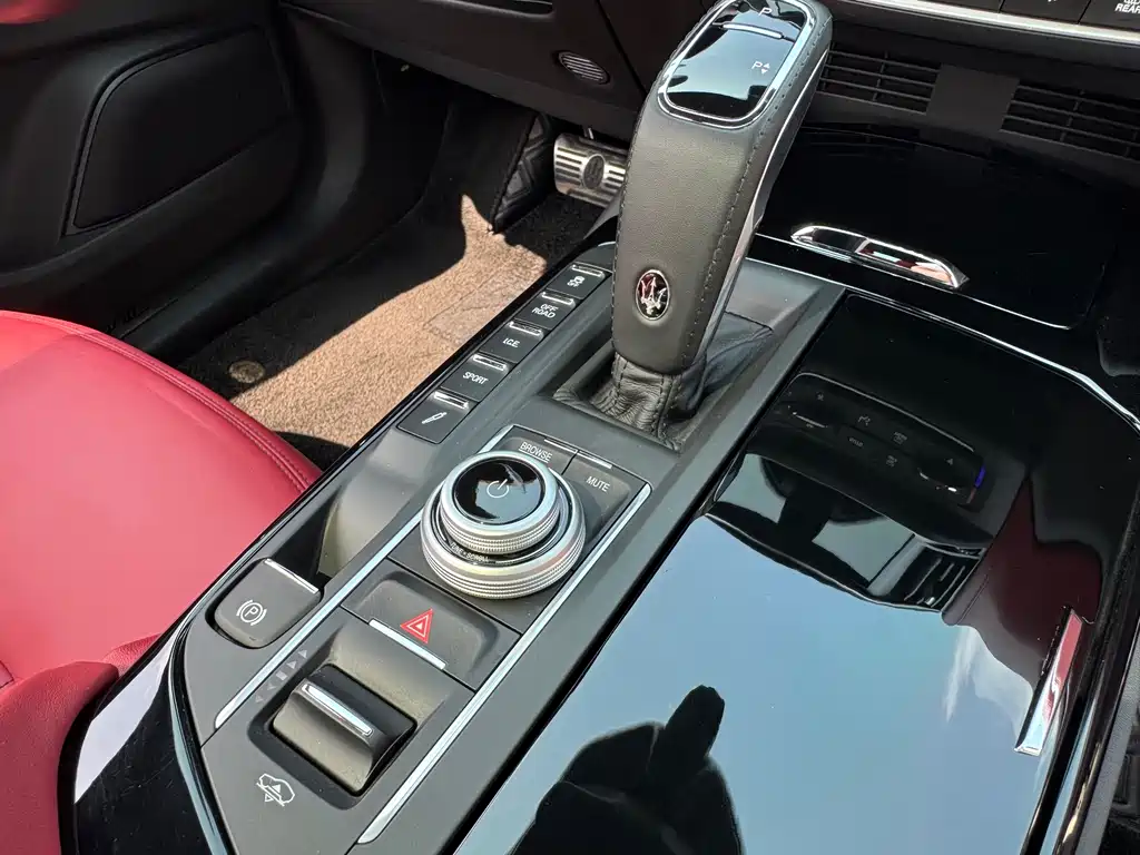 Maserati Levante — миниатюра 10