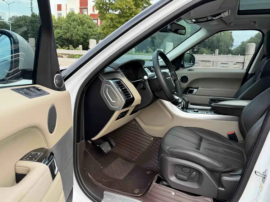 Land Rover Sport — миниатюра 6