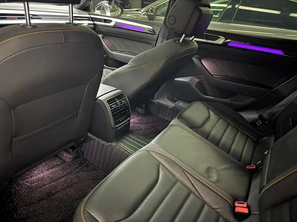 Volkswagen CC — миниатюра 9