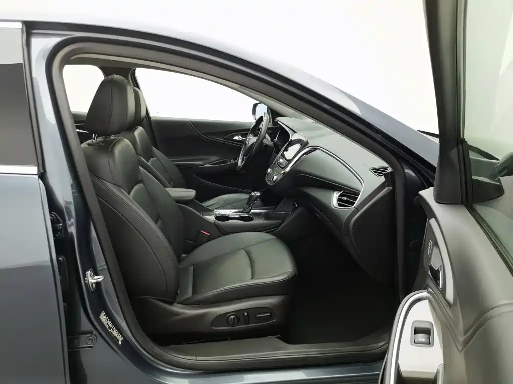 Chevrolet Malibu XL — миниатюра 23