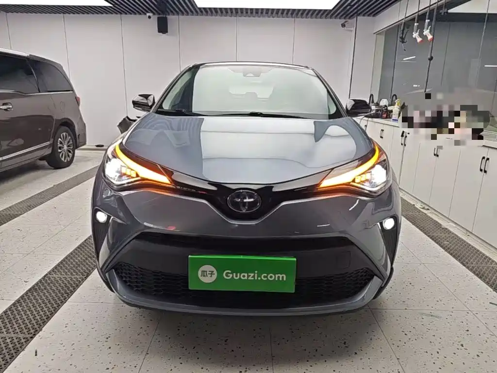 Toyota C-HR — миниатюра 3