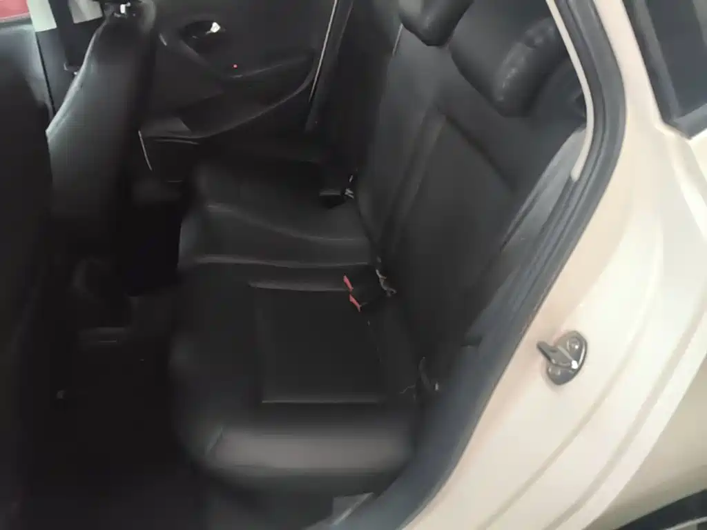 Volkswagen Polo — миниатюра 17