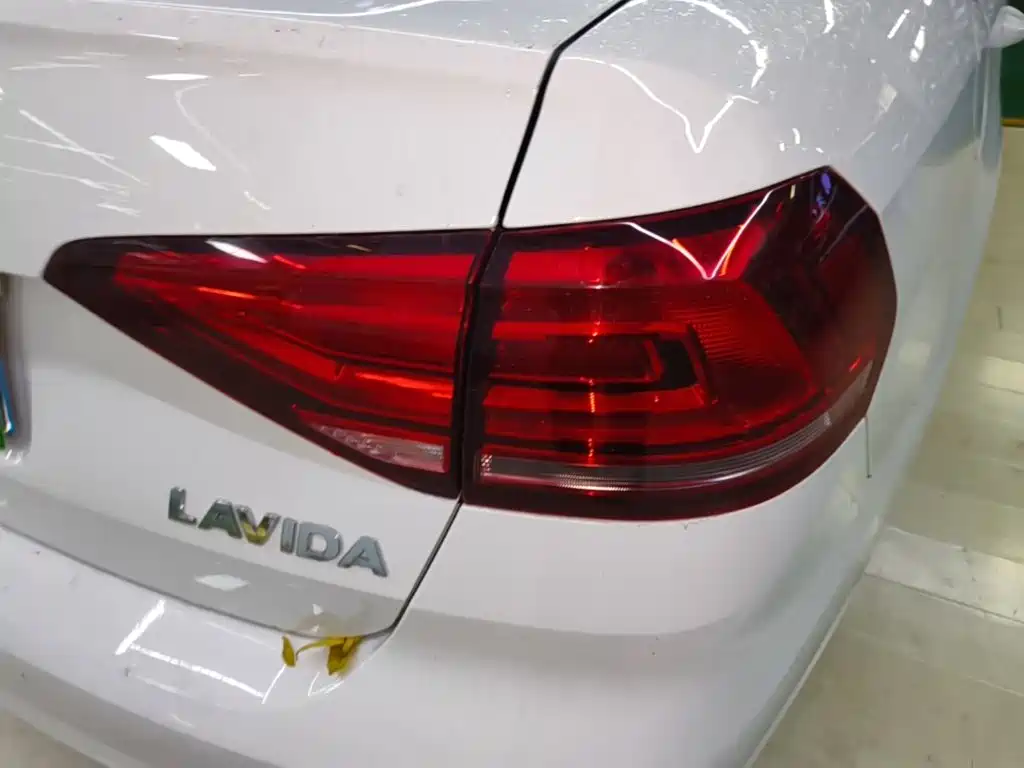 Volkswagen Lavida — миниатюра 8
