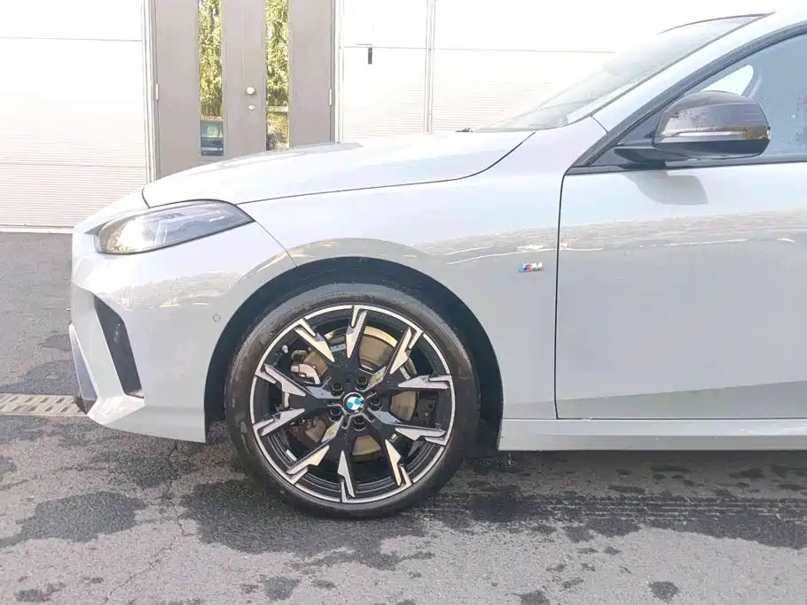 BMW 2 Series — миниатюра 6