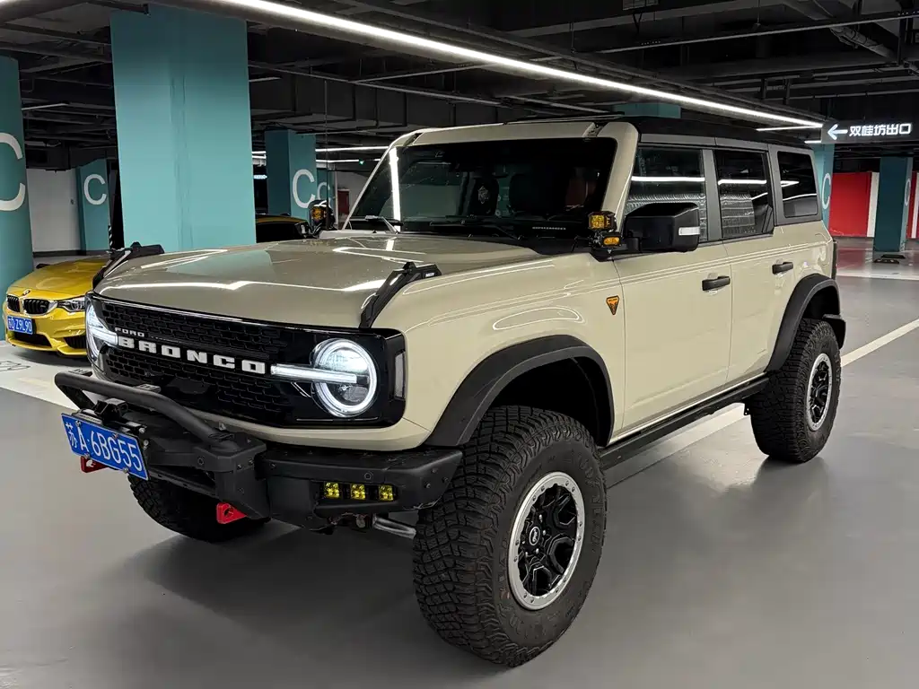 Ford Bronco