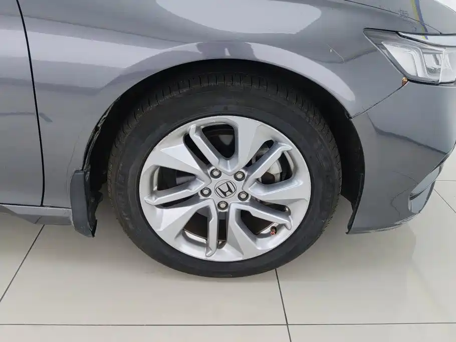 Honda Accord — миниатюра 6