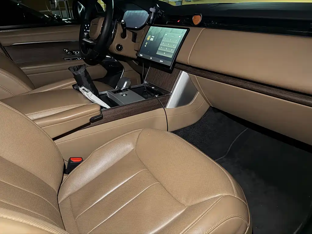 Land Rover Range Rover — миниатюра 5