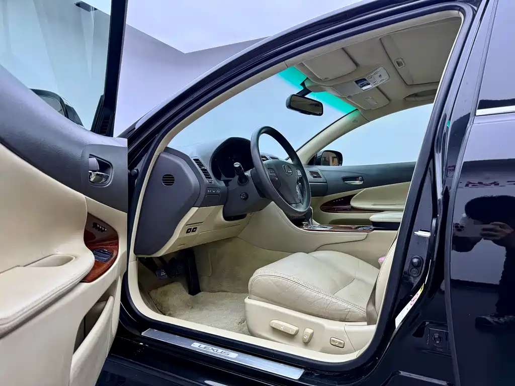Lexus GS 2010 450h