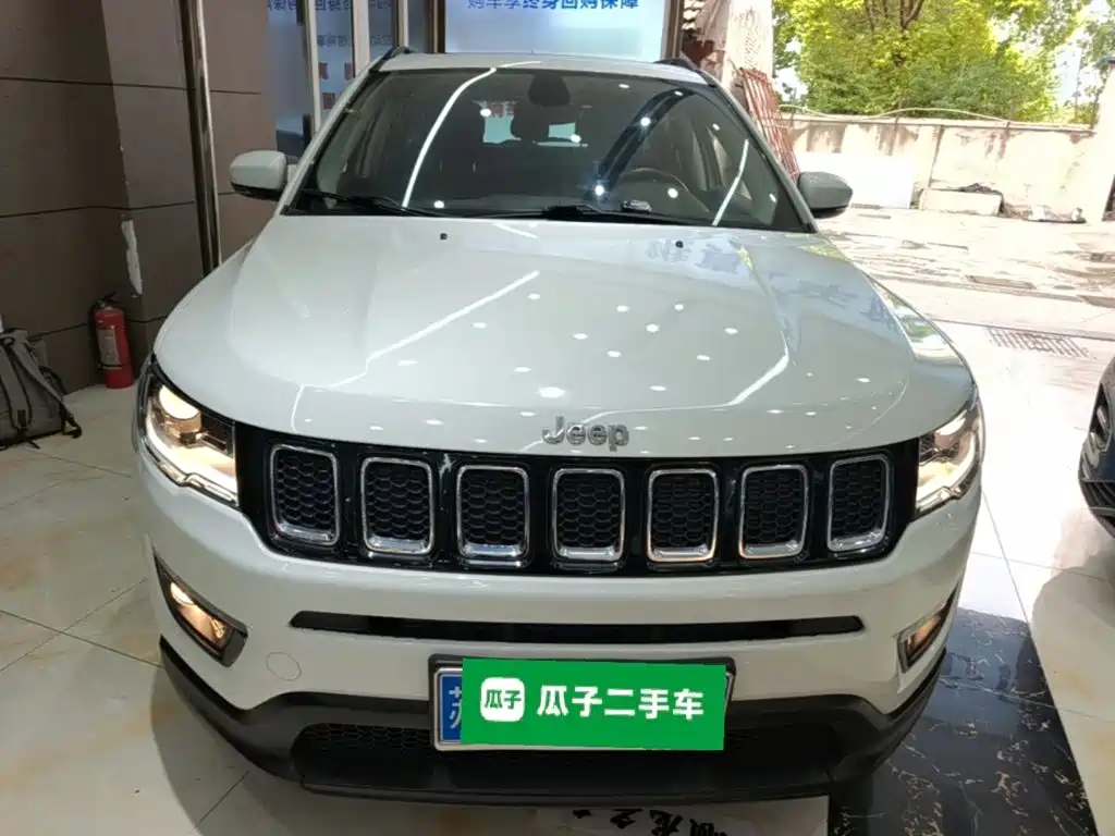Jeep Compass — миниатюра 3