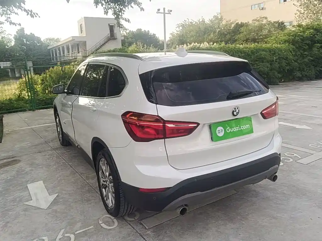 BMW X1 — миниатюра 5