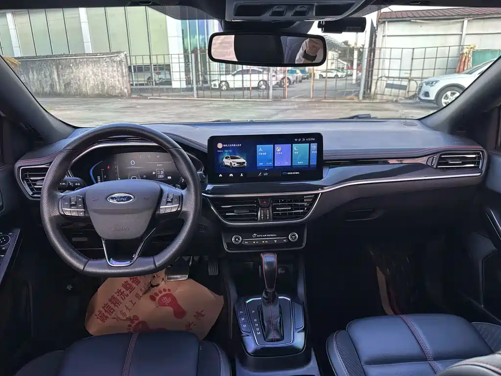 Ford Focus — миниатюра 20