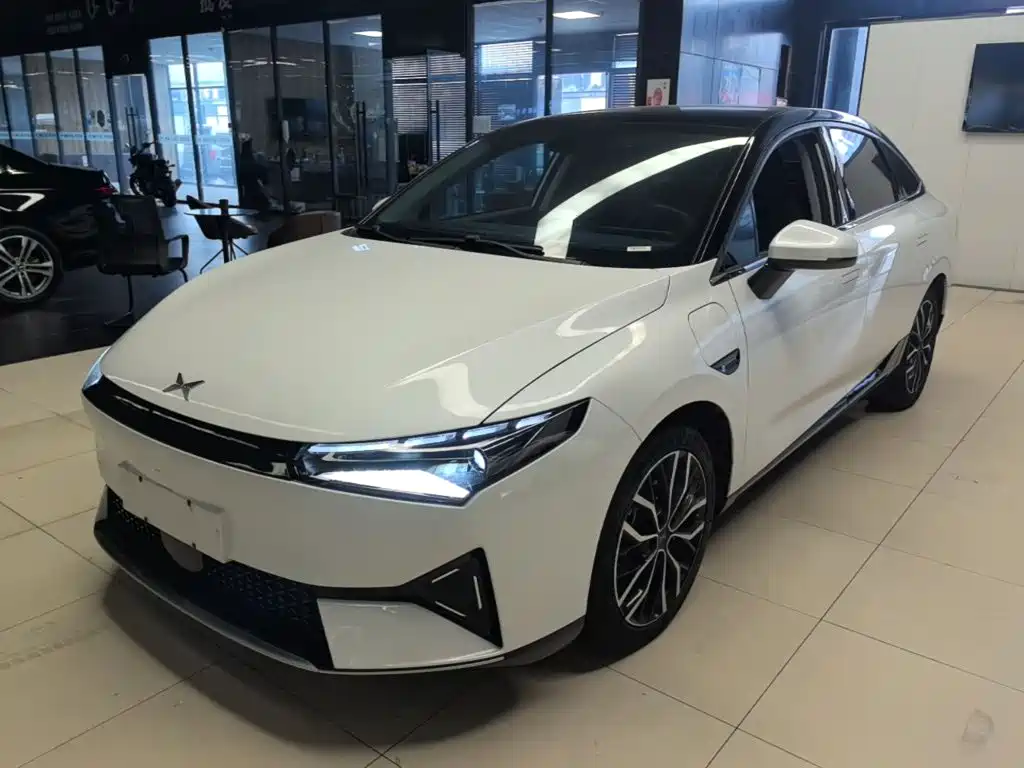 XPeng P5