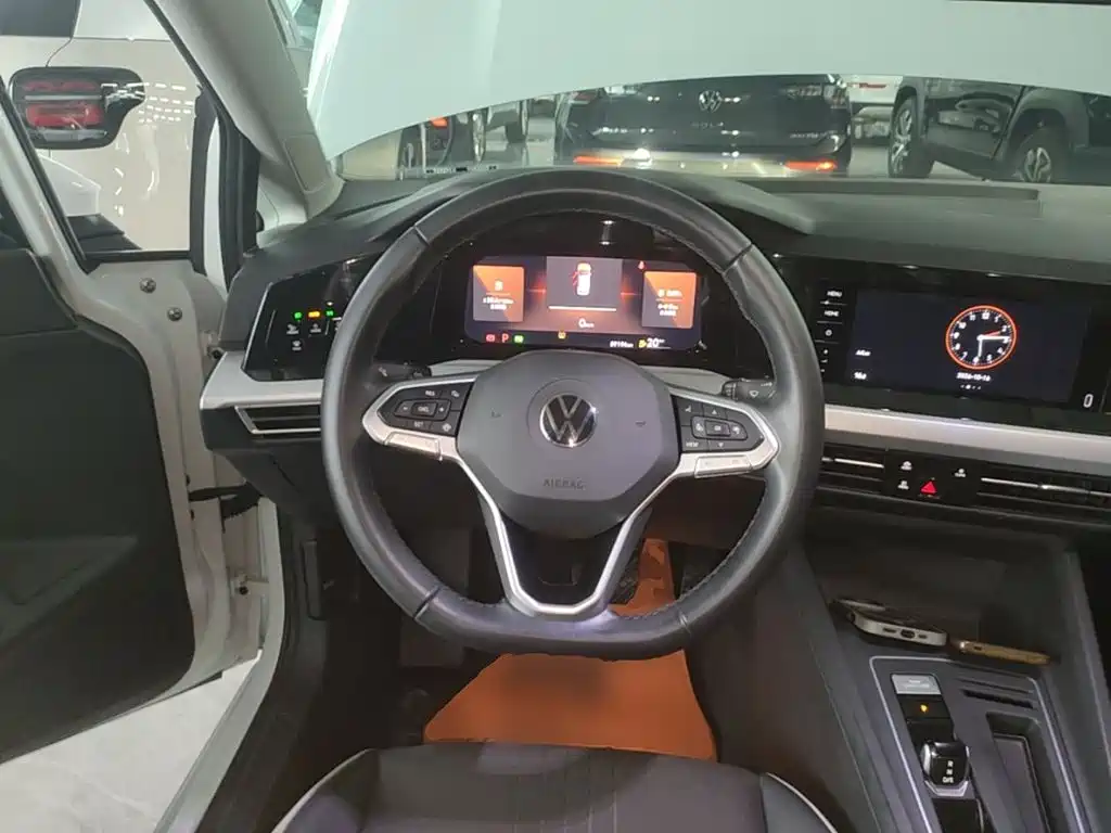 Volkswagen Golf — миниатюра 11