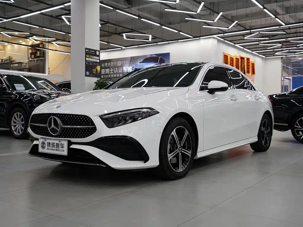 MERCEDES-BENZ A CLASS