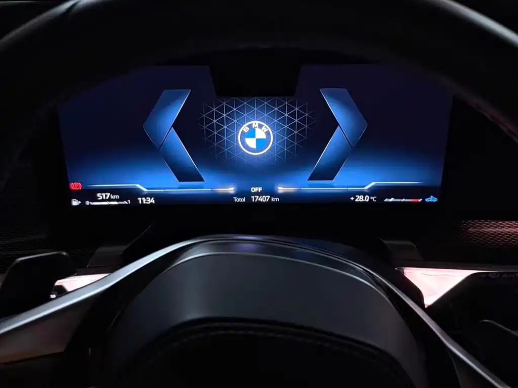 BMW 7 Series — миниатюра 13