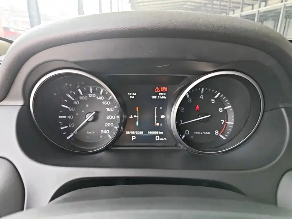 Land Rover Discovery Sport — миниатюра 12