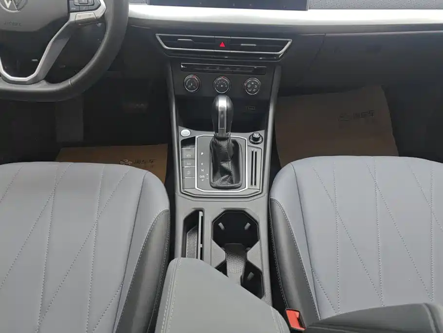 Volkswagen Lavida — миниатюра 16
