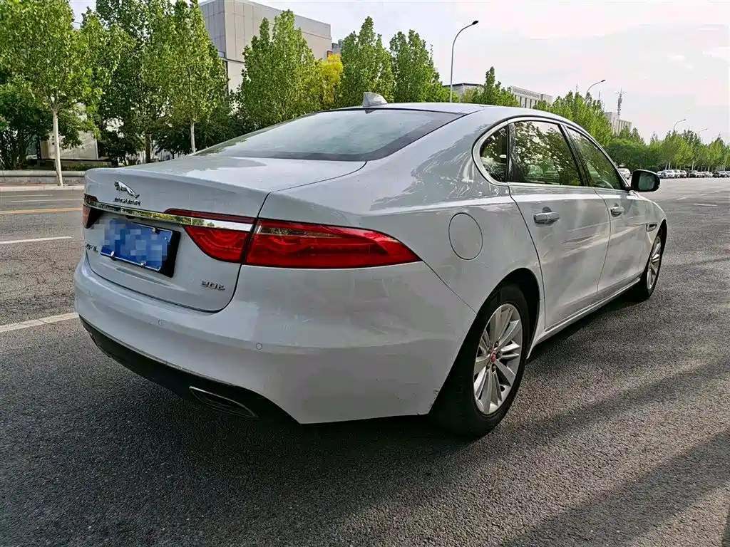 Jaguar XFL 2017 XFL 2.0T 240PS Luxury