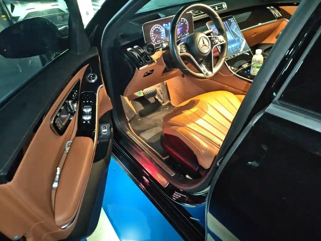 Mercedes-Benz S-Class — миниатюра 14