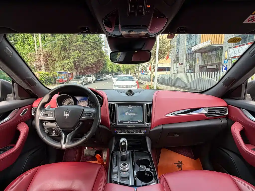 Maserati Levante — миниатюра 13