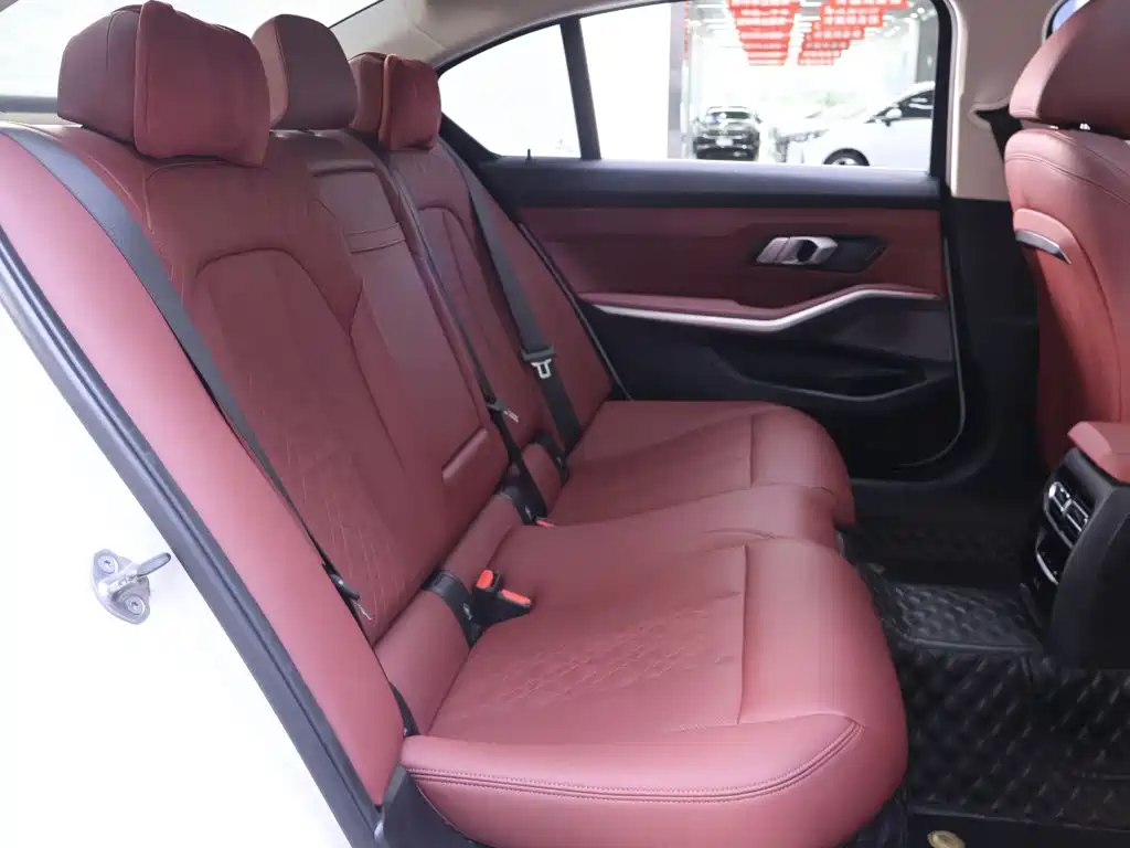 BMW 3 Series — миниатюра 22