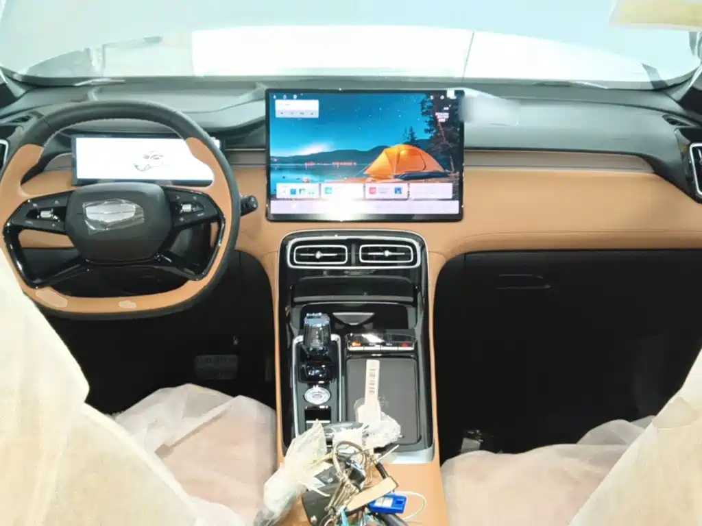 Geely Boyue L — миниатюра 10