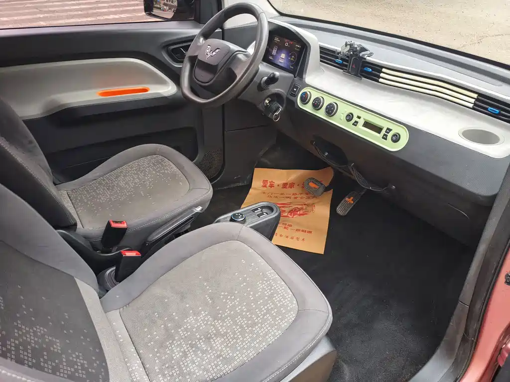 Wuling MINIEV — миниатюра 10
