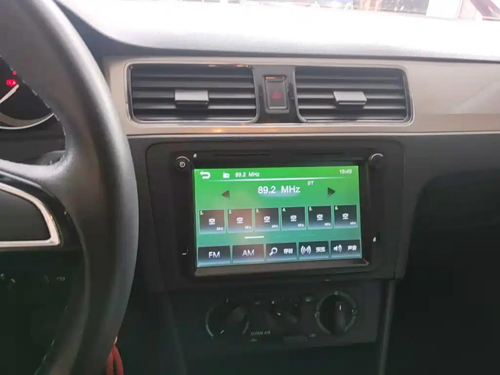 Skoda Rapid Spaceback — миниатюра 13
