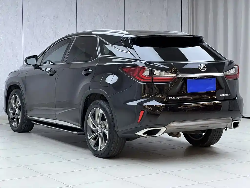 Lexus RX — миниатюра 11