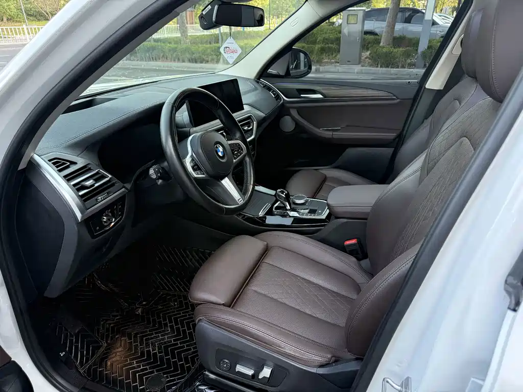 BMW X3 — миниатюра 8