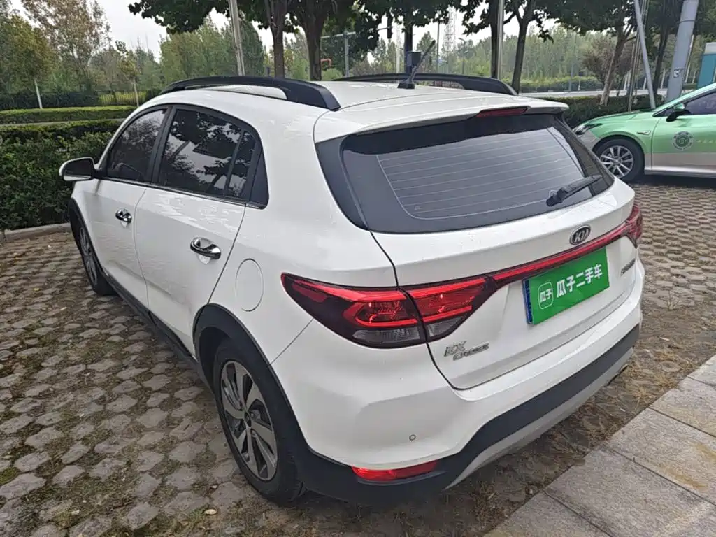 Kia KX Cross — миниатюра 5