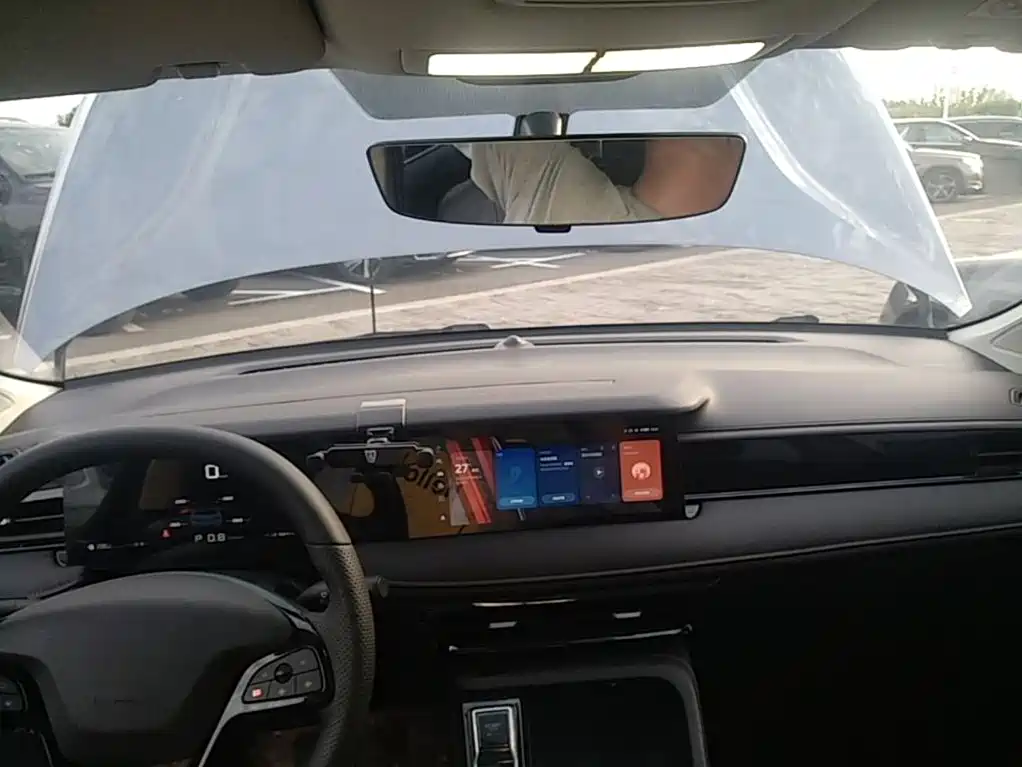 Roewe i5 — миниатюра 10