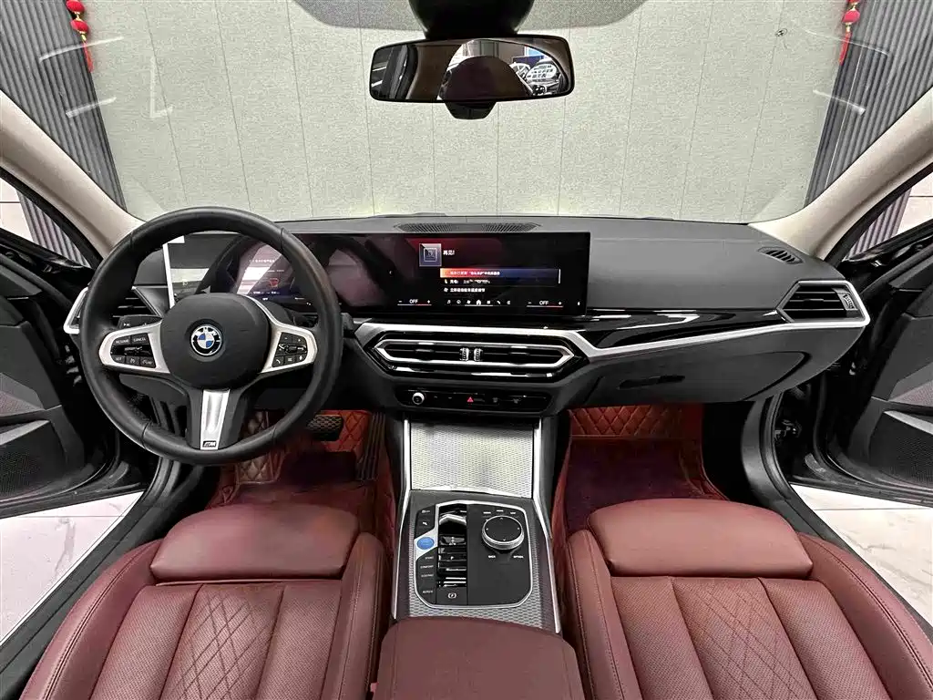 BMW i3 2024 eDrive 40 L