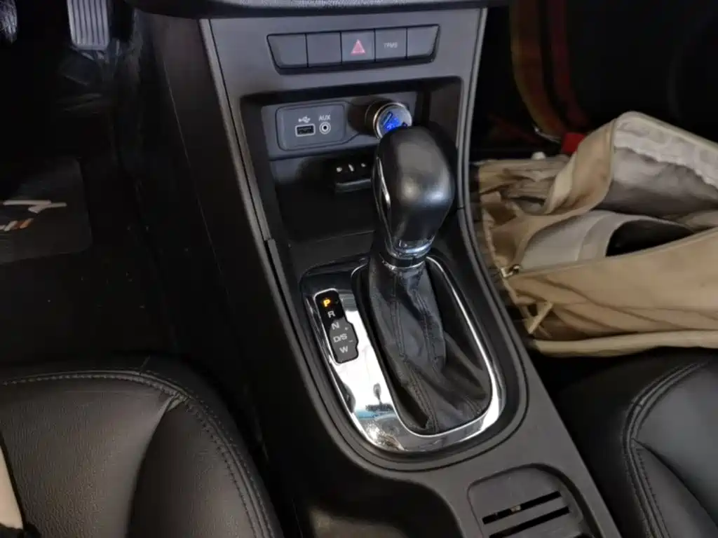 Roewe 360 — миниатюра 14