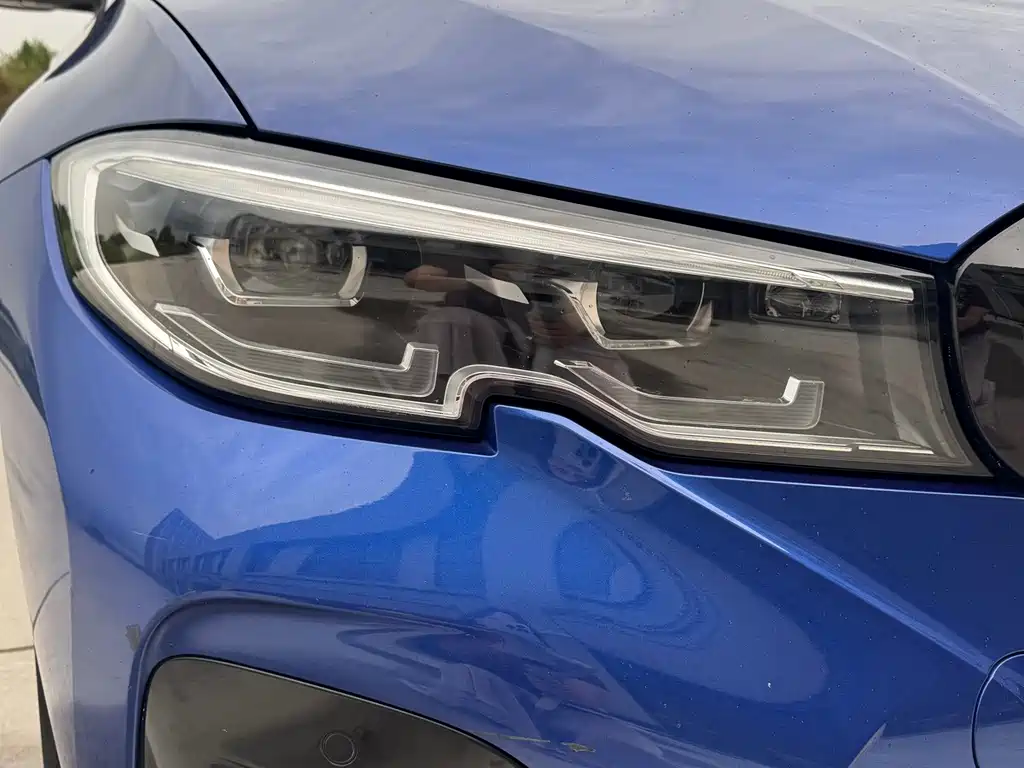BMW 3 Series — миниатюра 8