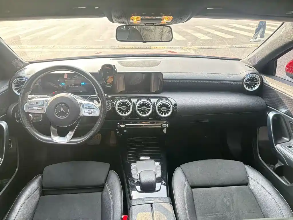 Mercedes-Benz A-Class A 2022 A 200 L Sport