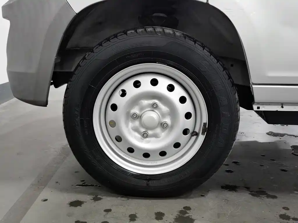 Wuling Zhiguang — миниатюра 17
