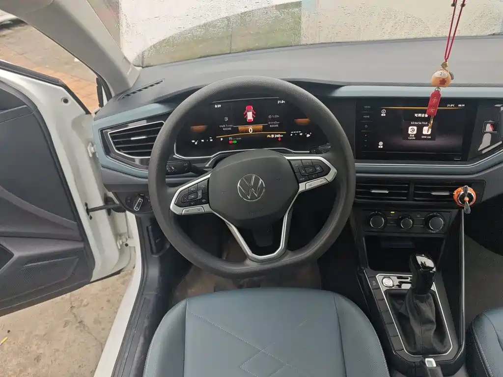 Volkswagen Lavida — миниатюра 6