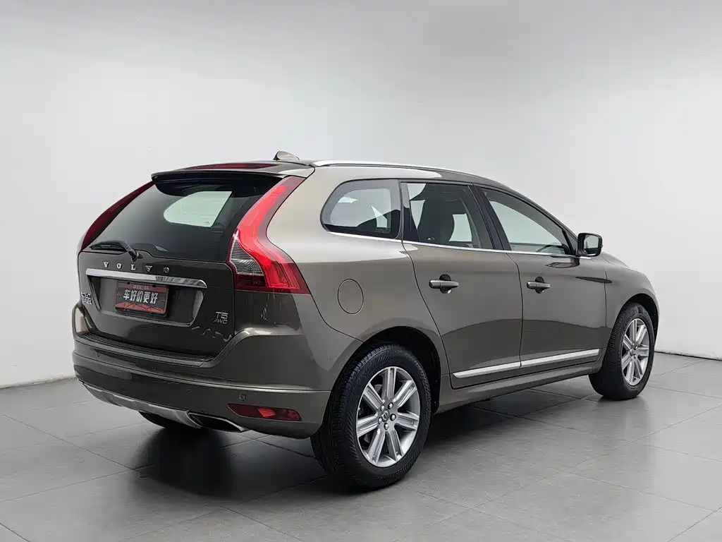 Volvo XC60 — миниатюра 2