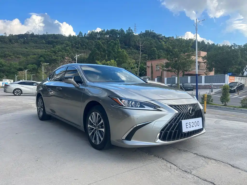 Lexus ES — миниатюра 3