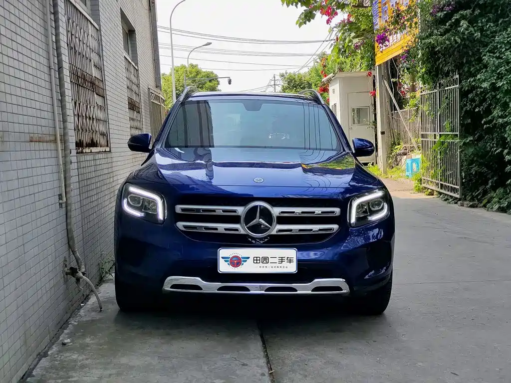 Mercedes-Benz GLB — миниатюра 2